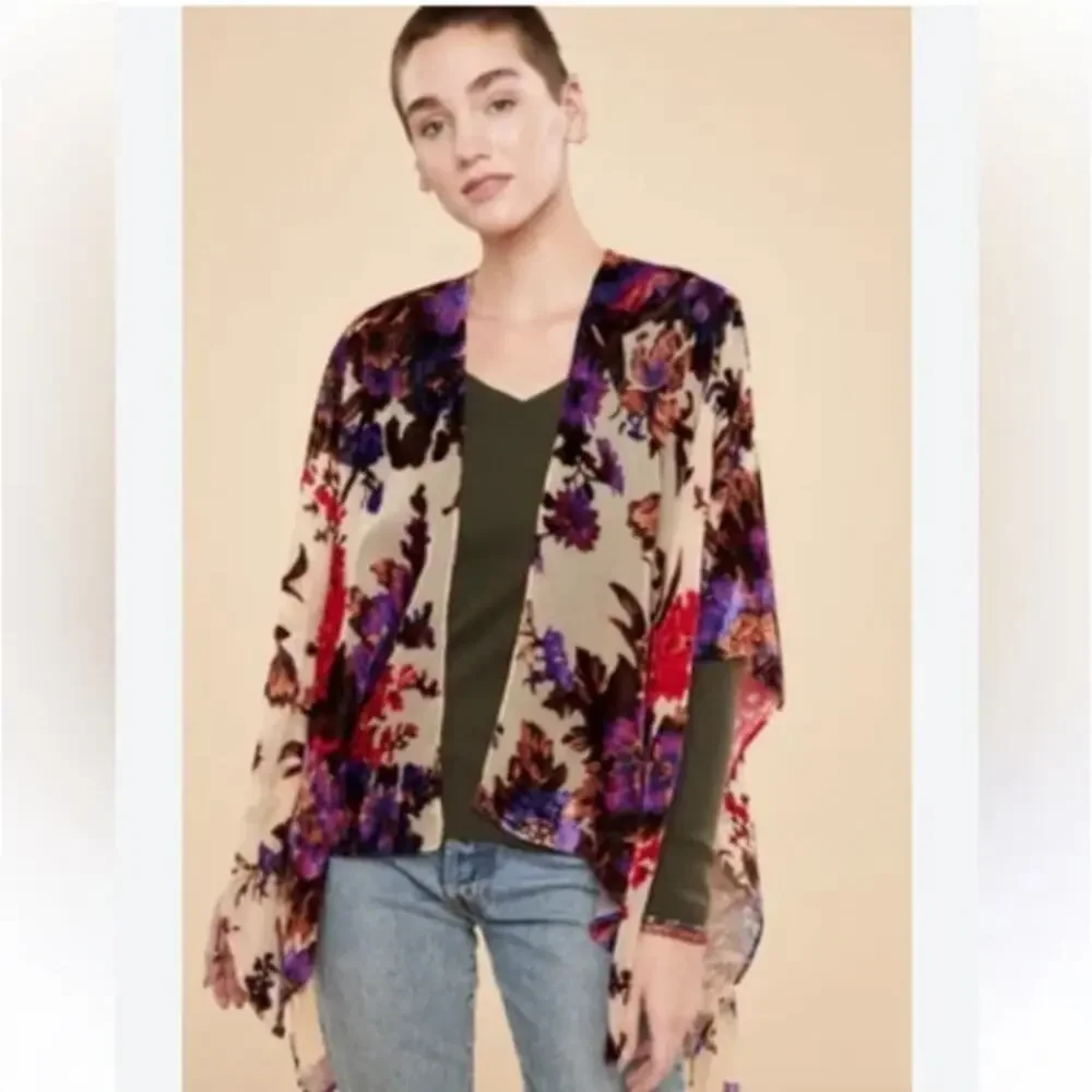Woven Heart Vibrant Floral Kimono Cardigan One‎ Size Flowy Draped Boho Style - Picture 16 of 16